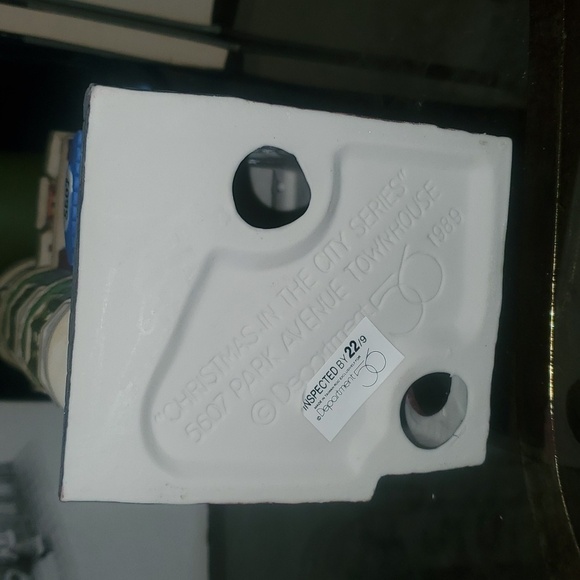 Heritage VILLAGE DEPT 56 CHRISTMAS IN THE CITY 5607 PARK AVENUE TOWNHOUSE - Picture 9 of 13